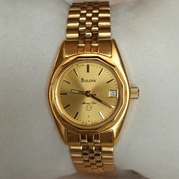 Bulova Marine Star Unisex Wristwatch - Picture 2 of 5